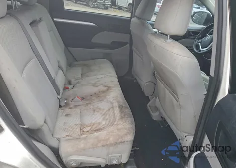 2015 Toyota Highlander Le z USA, uszkodzony, nr VIN 5TDZKRFH0FS111365